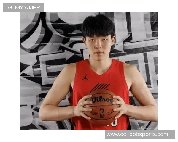 小杨将演唱会前夕媒体人揭秘开拓者休息日与新秀整蛊活动